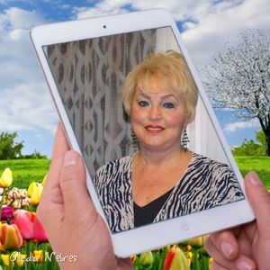 Meet your Posher, Beverly